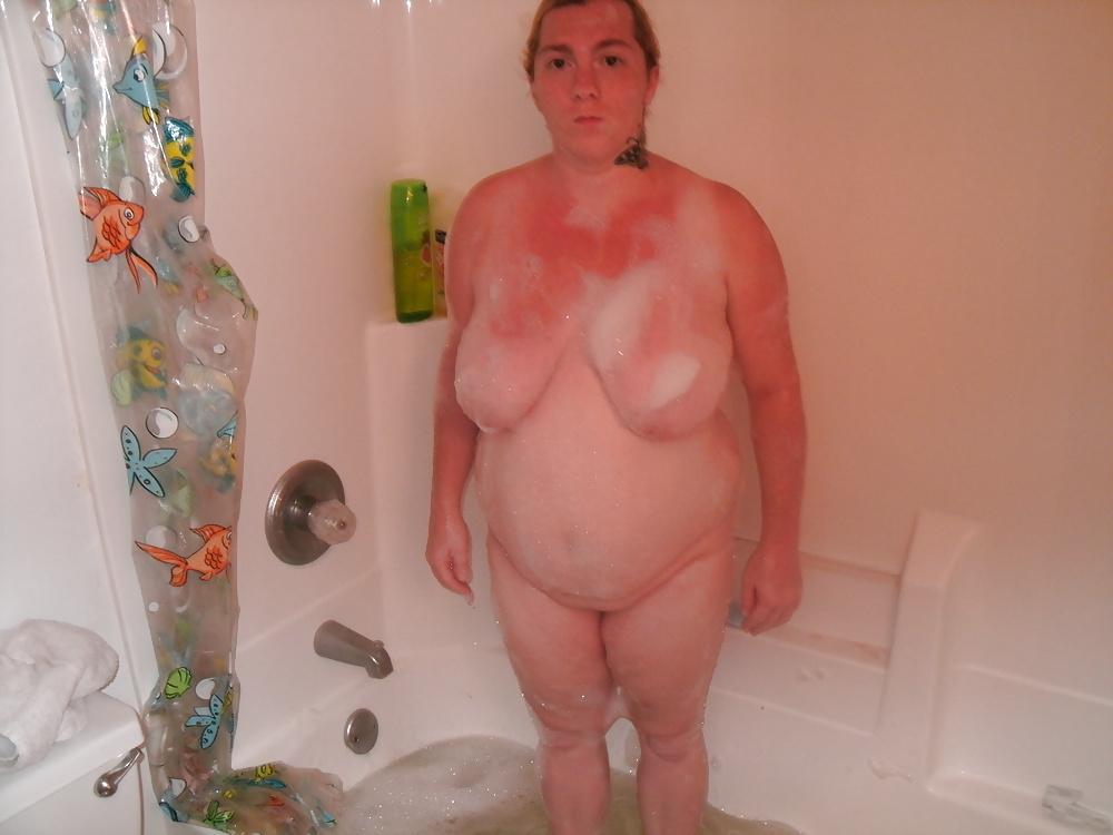 19P Me looking hot in bath tub