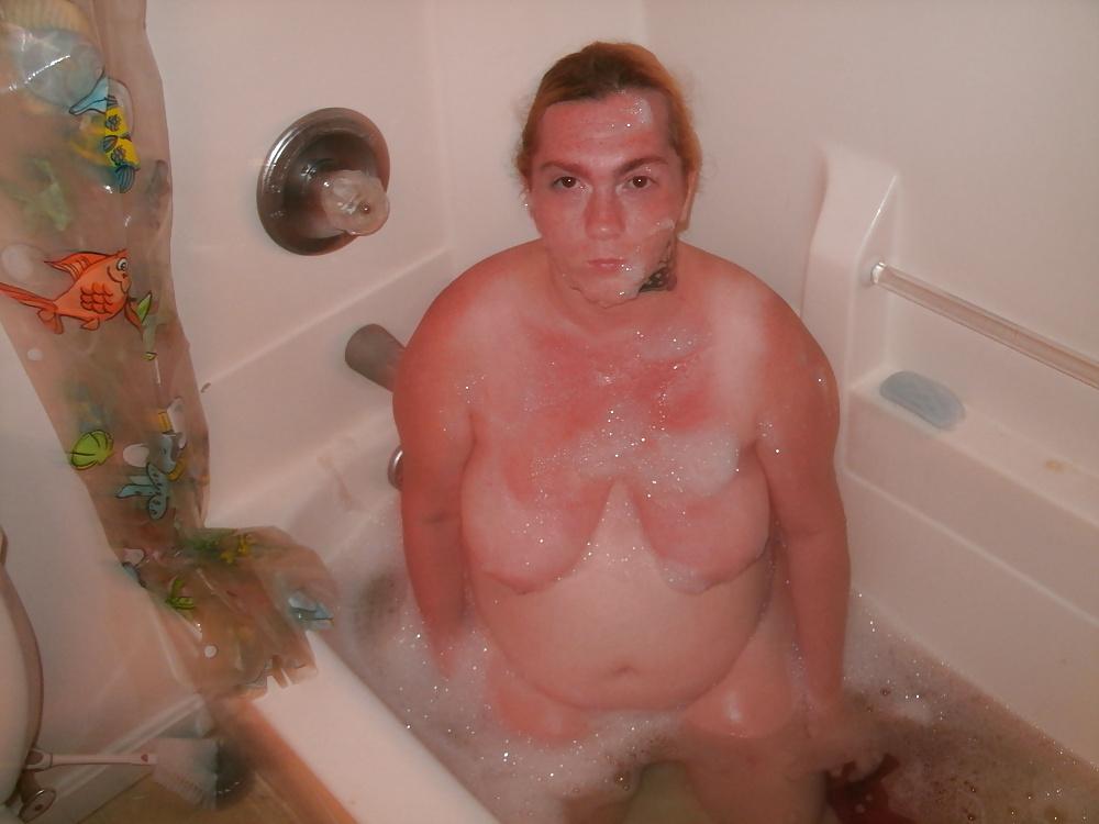 19P Me looking hot in bath tub