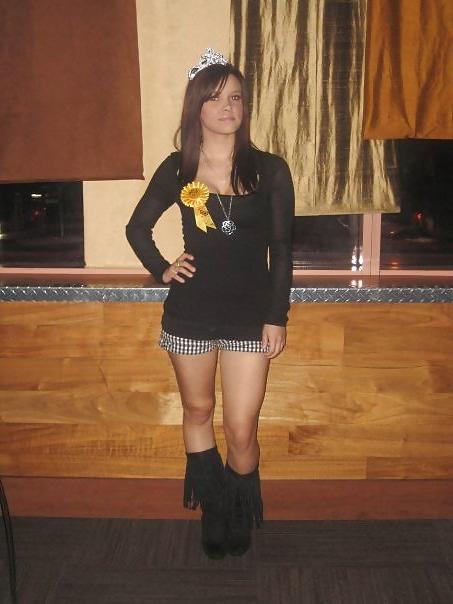 25P Facebook teen Nadia ex-girlfriend and friends part 3