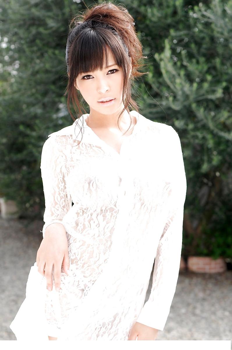25P Kyoko Maki - Beautiful Japanese PornStar
