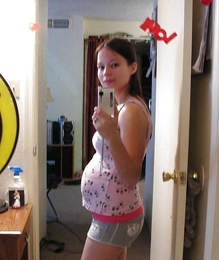15P Yummy Tummies - pregnant amateurs