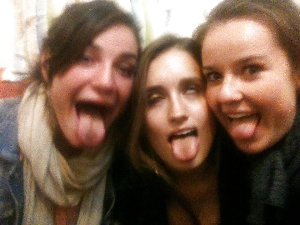 10P Whose face would you cum on and why 