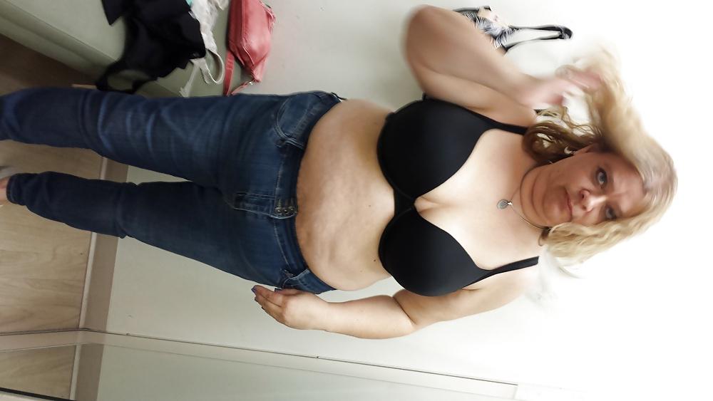 7P Bra Shopping