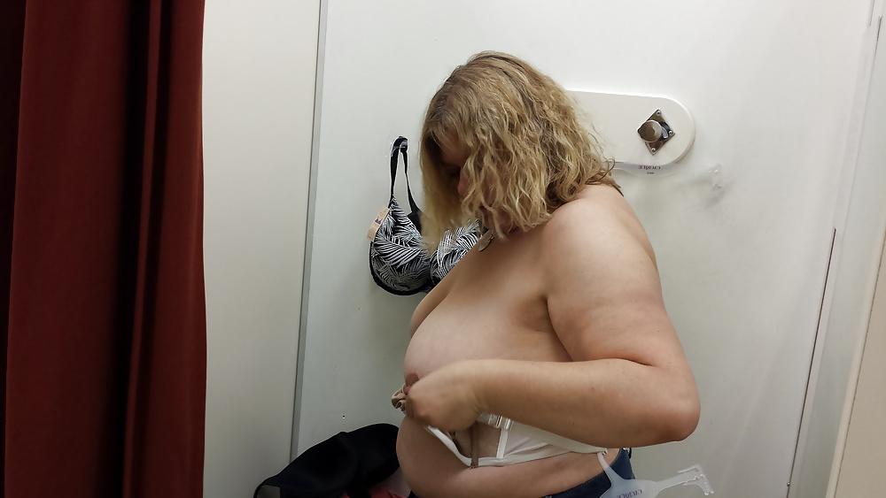 7P Bra Shopping