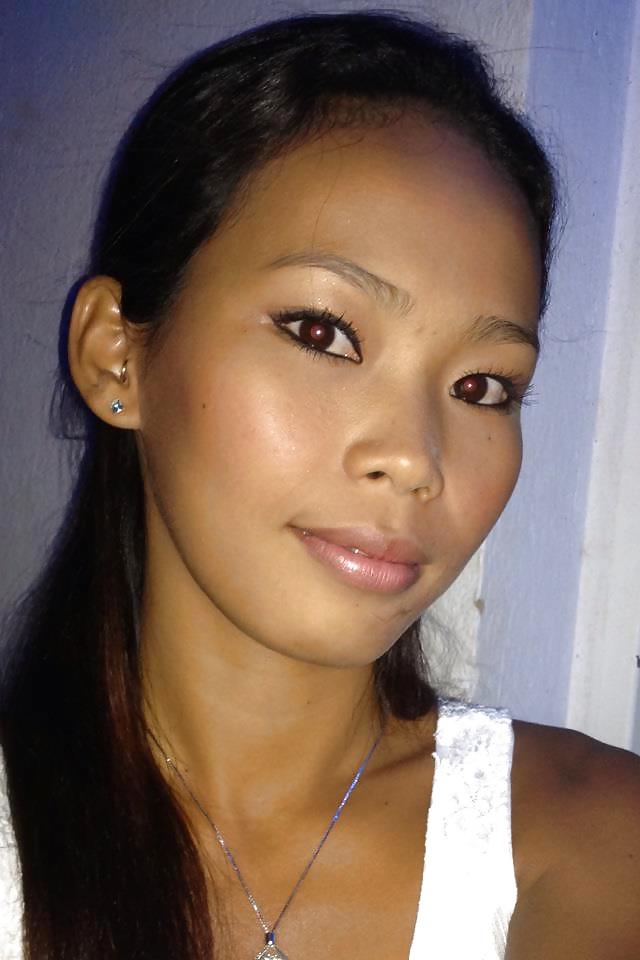 25P Beautiful sexy Thai bitches