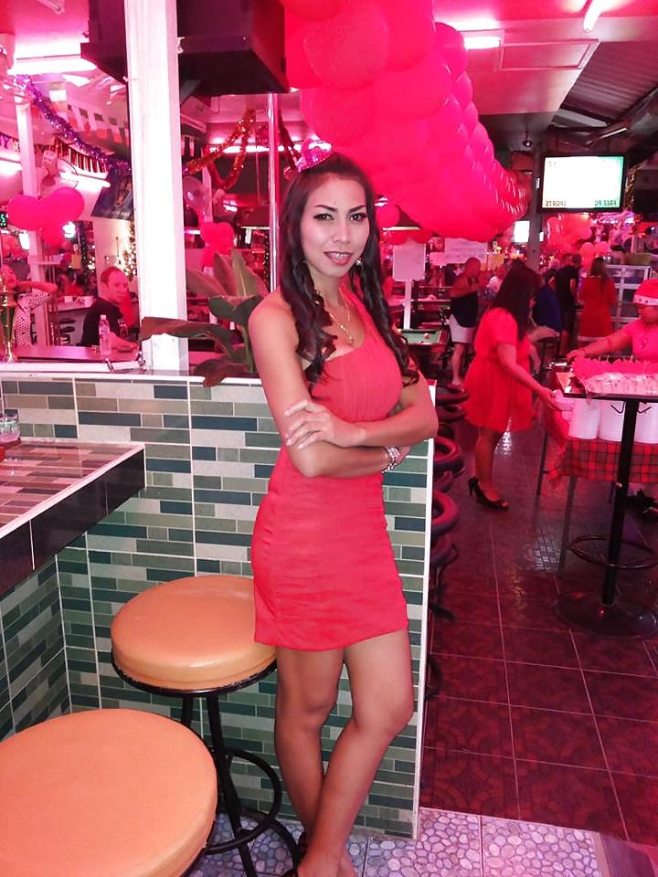25P Beautiful sexy Thai bitches