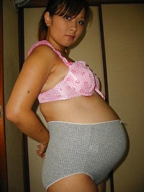 13P Japanese, pregnant and sexy!