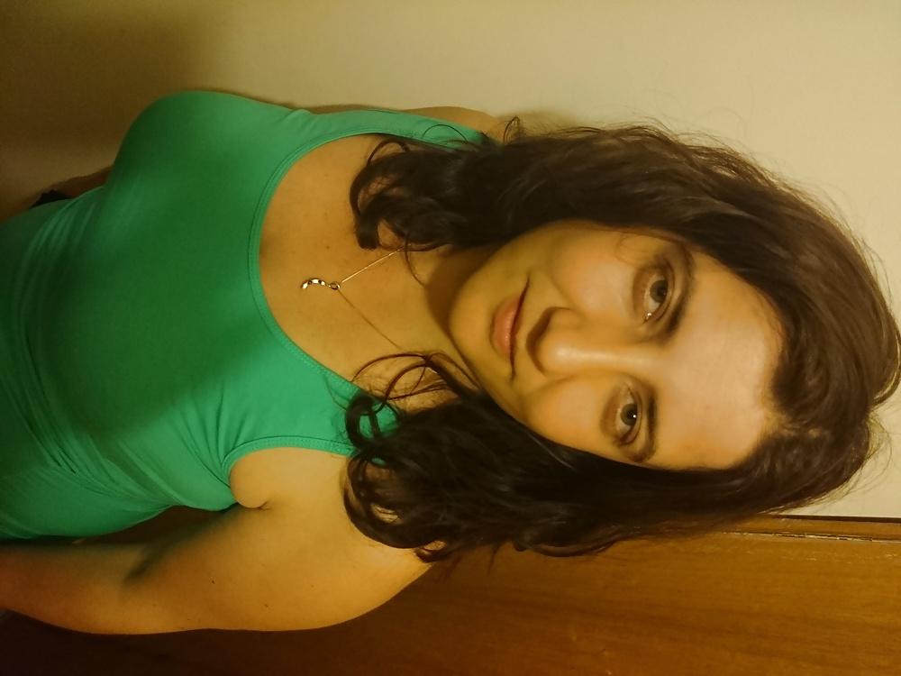 16P Milf boobs in blue top 