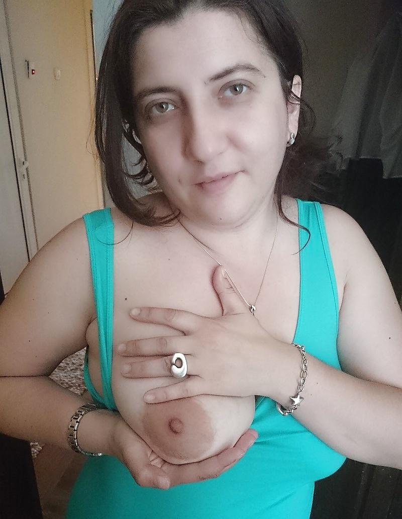 16P Milf boobs in blue top 