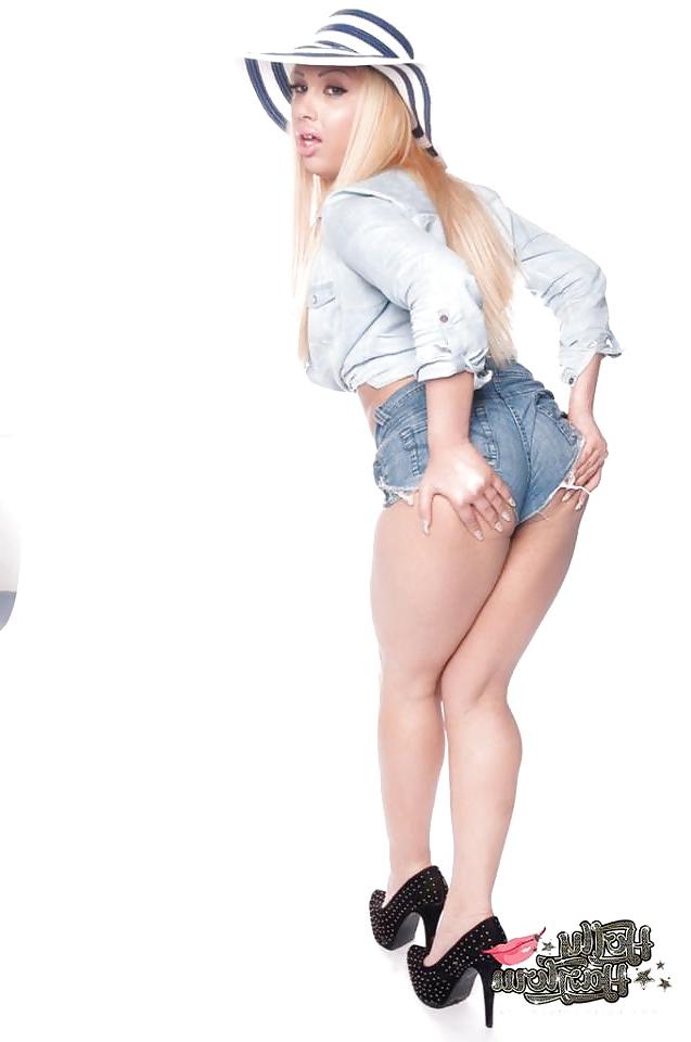 25P Tgirl beauties II