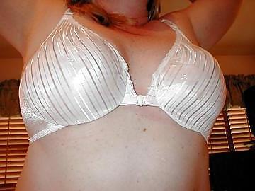 25P Bra and Panty CUMSHOTS