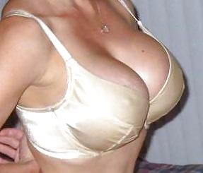 25P TIT,S AND BRA PICS. !!!