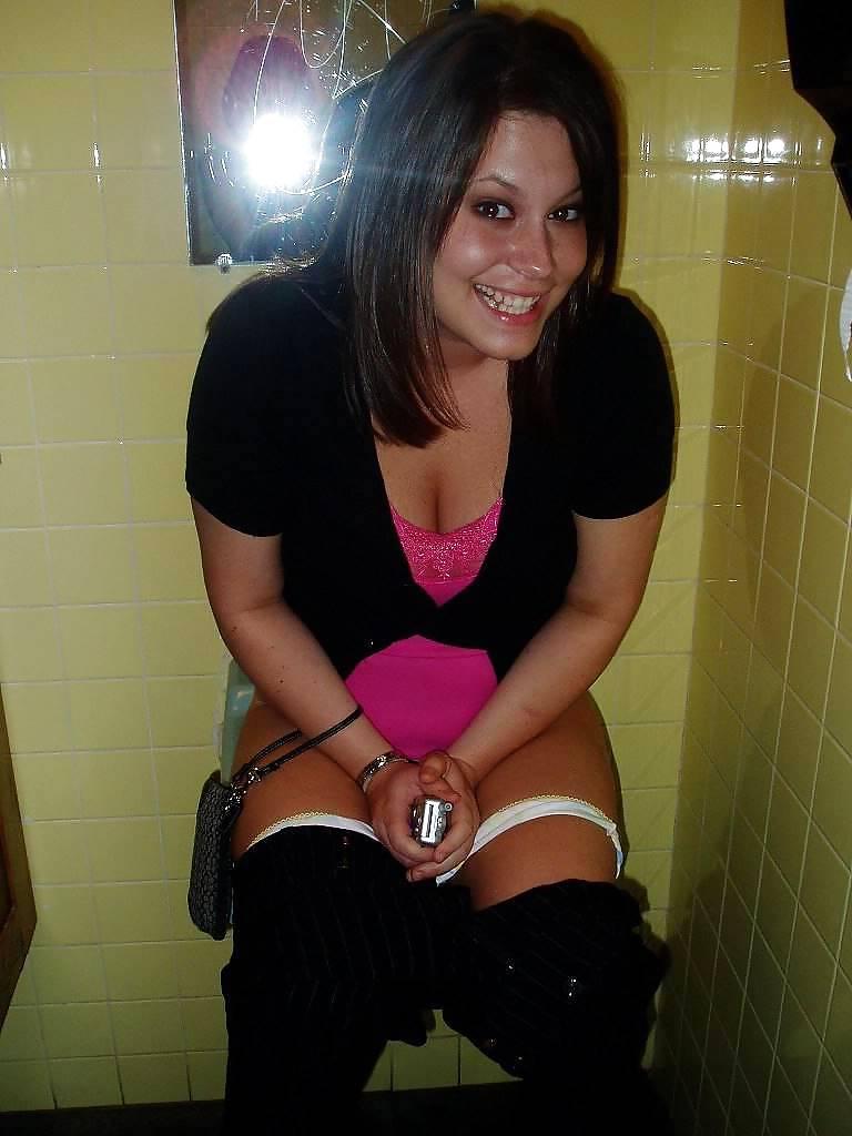 25P Fetish #8 - Sitting Pretty