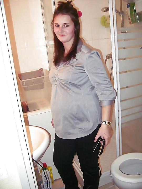 25P Enceinte - Pregnant 23