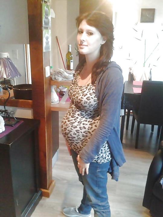 25P Enceinte - Pregnant 23