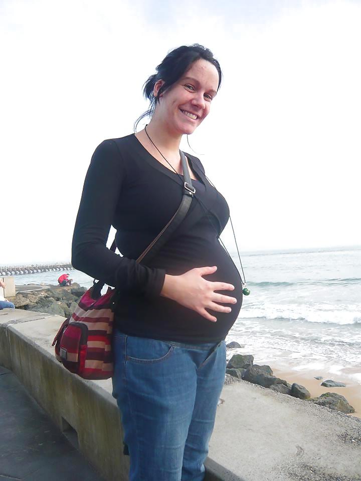 25P Enceinte - Pregnant 23