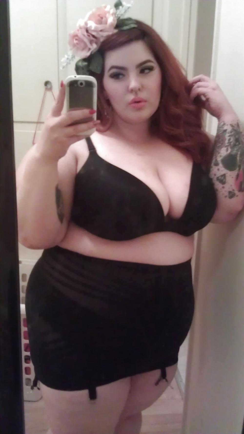 25P Amateur Thick Chix Mix 1
