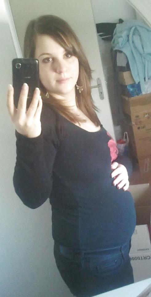 24P Enceinte - Pregnant 21