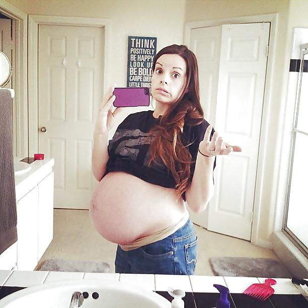 24P Enceinte - Pregnant 21