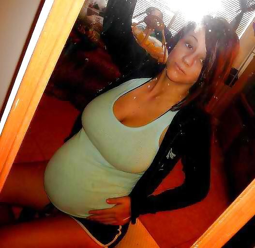 25P Enceinte - Pregnant 19