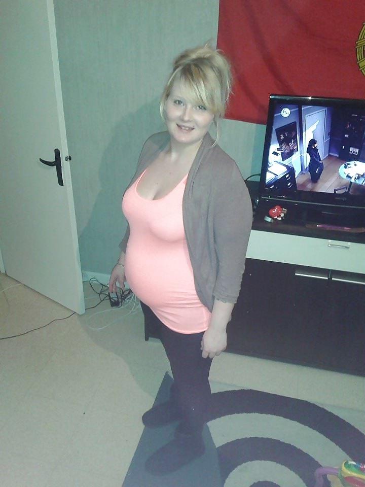 25P Enceinte - Pregnant 19