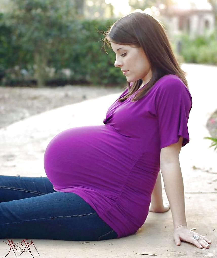25P Enceinte - Pregnant 17