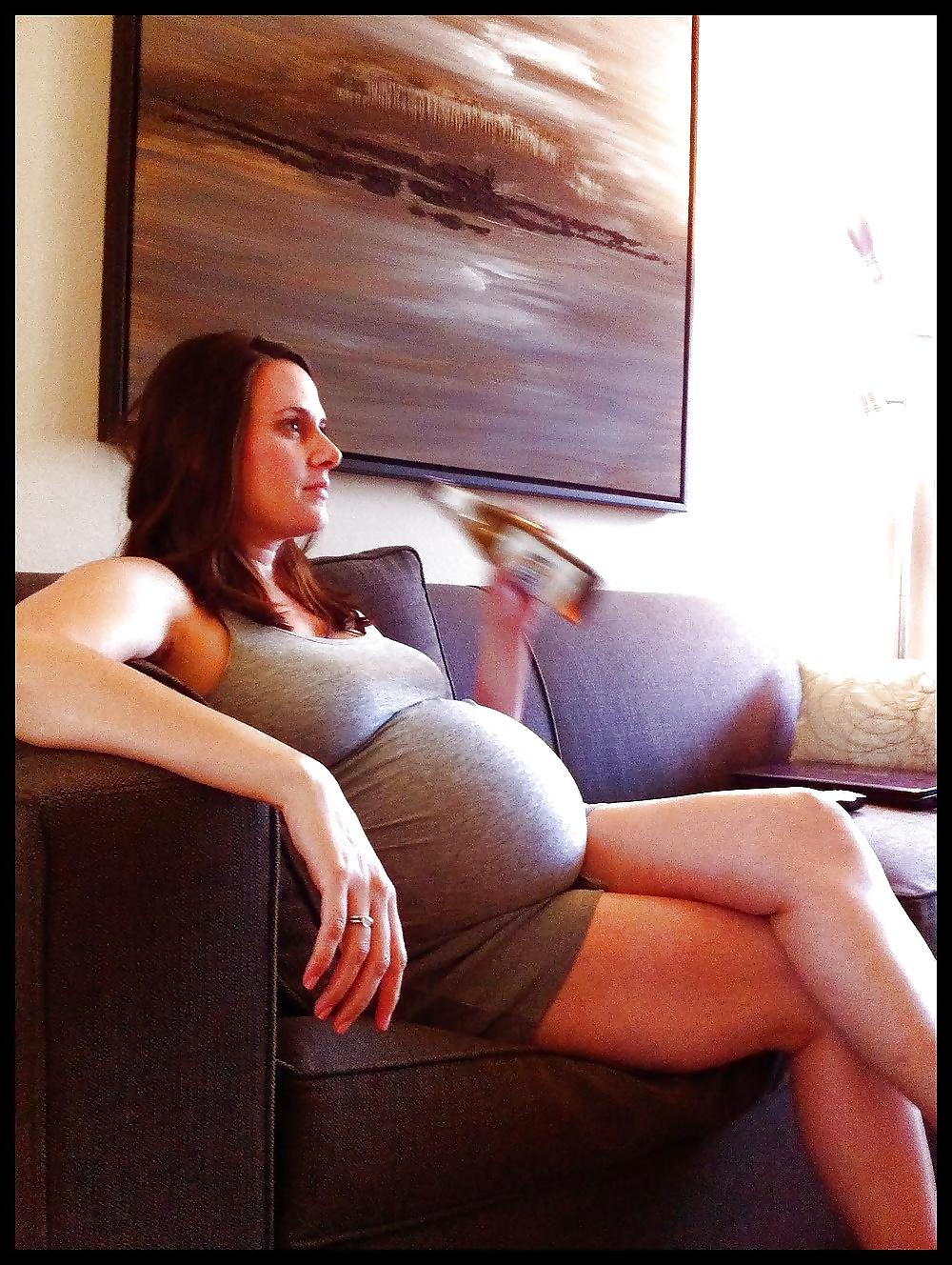 25P Enceinte - Pregnant 17