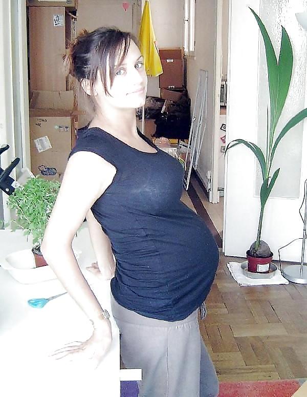 25P Enceinte - Pregnant 17