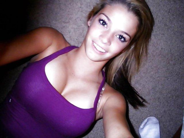 25P Big tit tease 