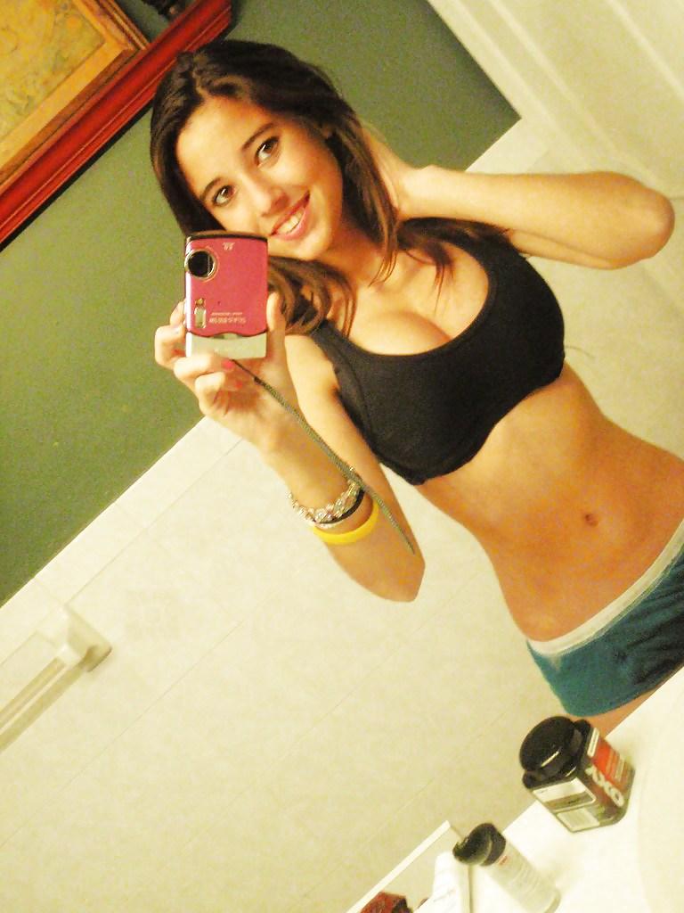 25P Big tit tease 