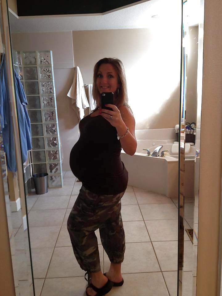 25P Enceinte - Pregnant 18