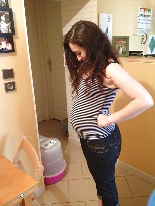 25P Enceinte - Pregnant 18
