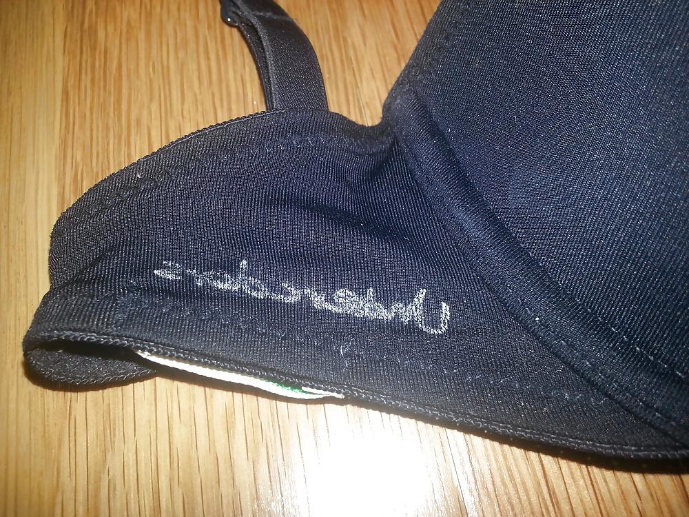 19P Benetton 32A Black Bra From Cousin Wife 