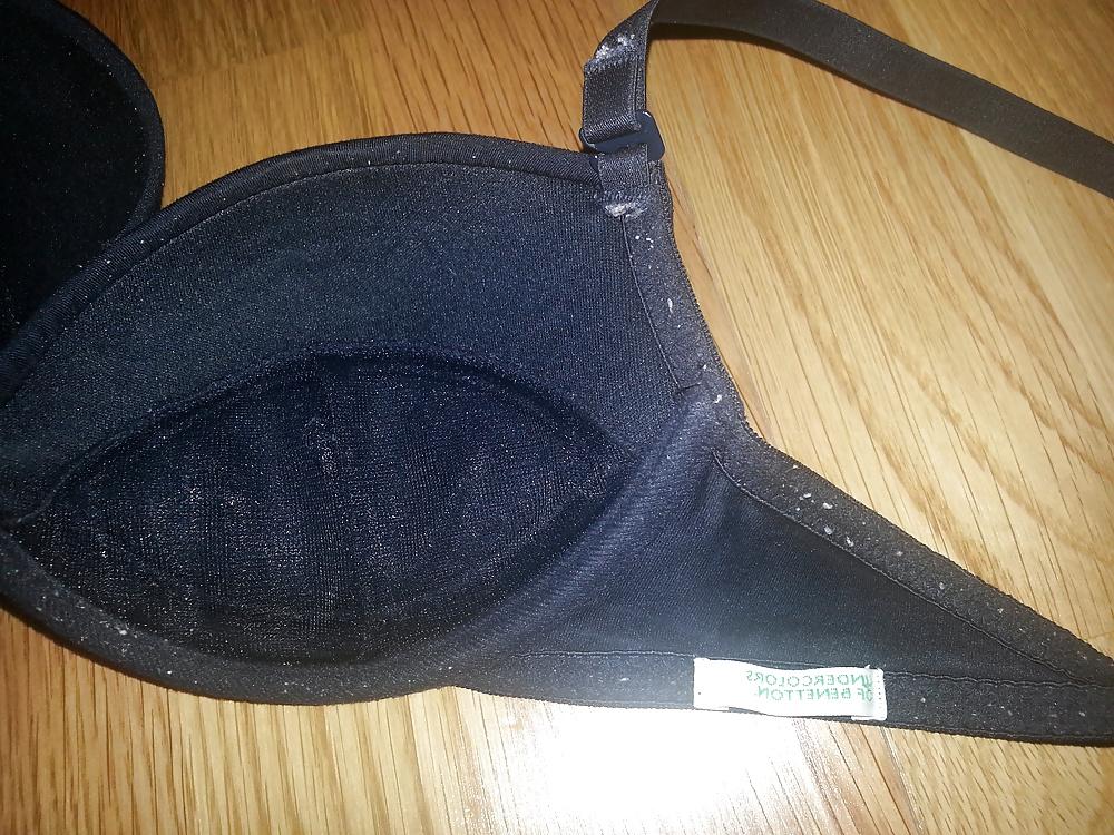 19P Benetton 32A Black Bra From Cousin Wife 