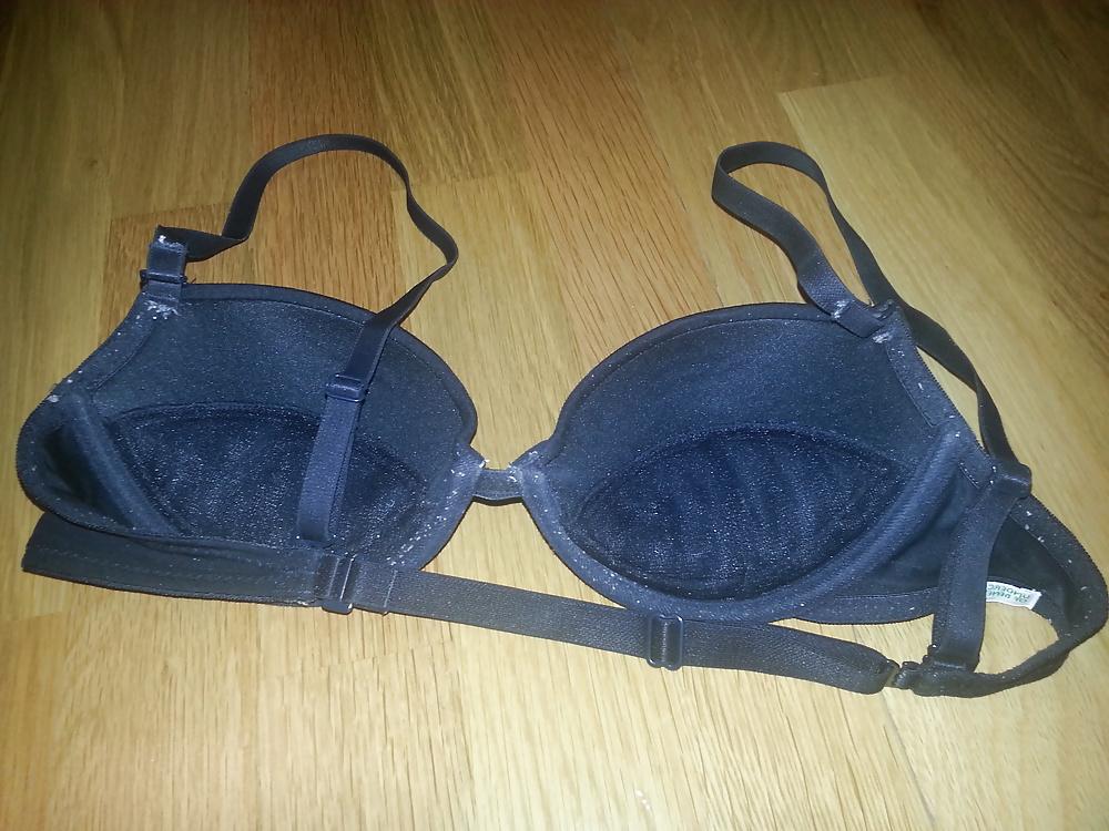 19P Benetton 32A Black Bra From Cousin Wife 
