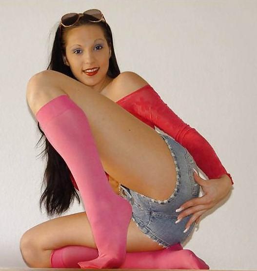 12P Big Boob - Milf in Red