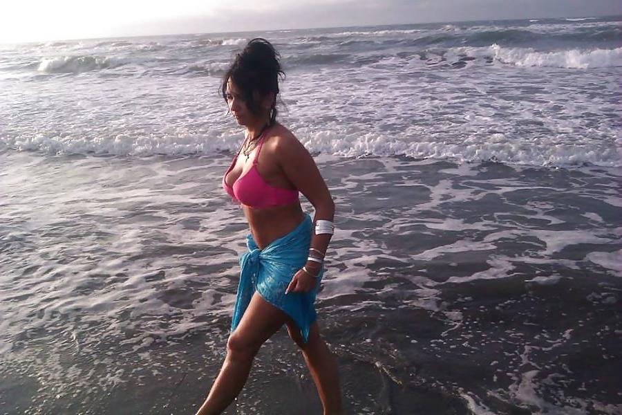 23P Sexy milf in holydey