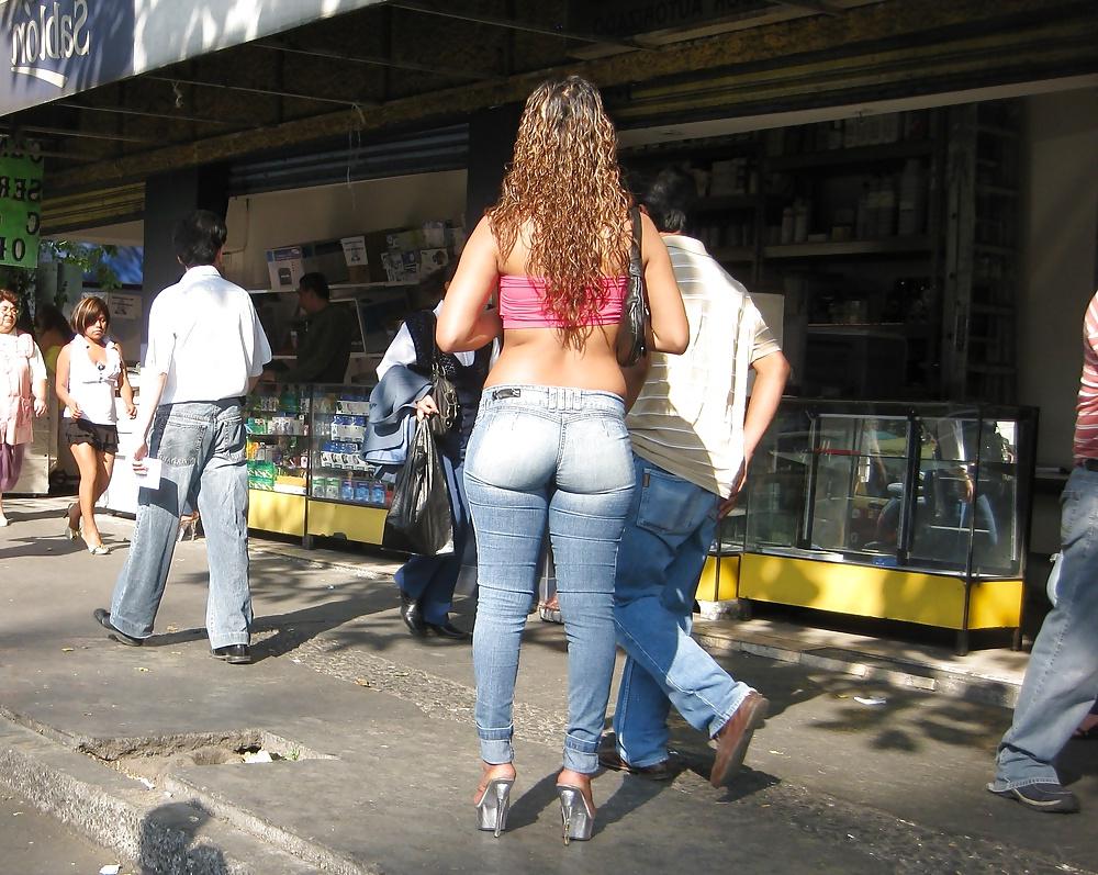 20P Mexican street whores