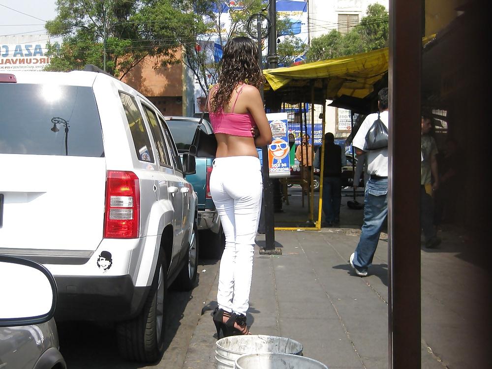 20P Mexican street whores