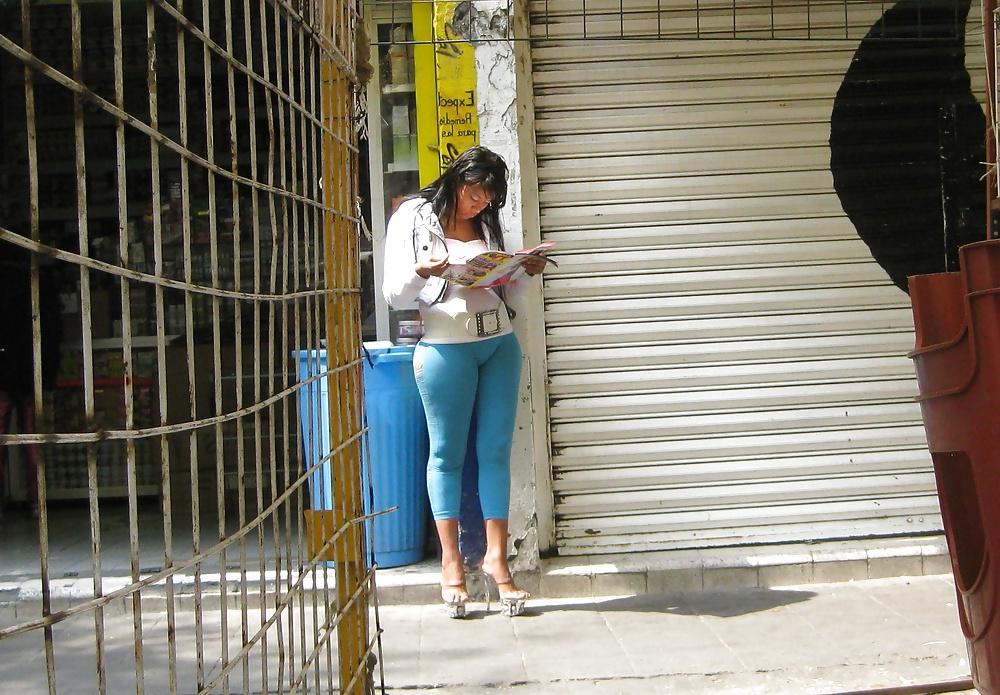 20P Mexican street whores