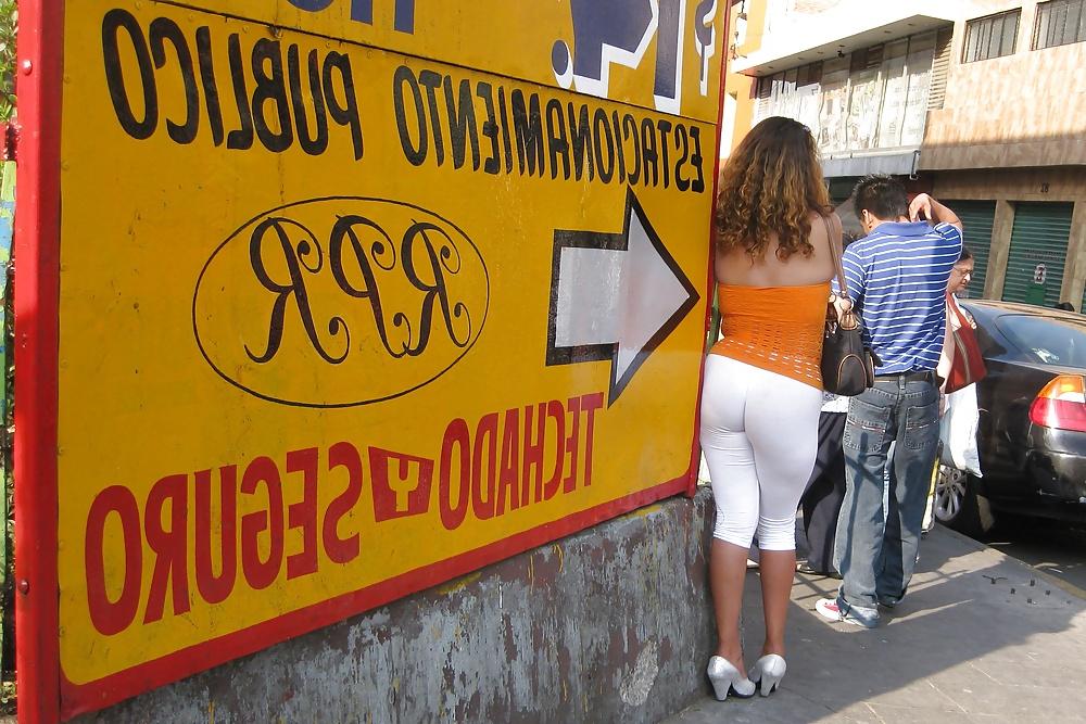 20P Mexican street whores