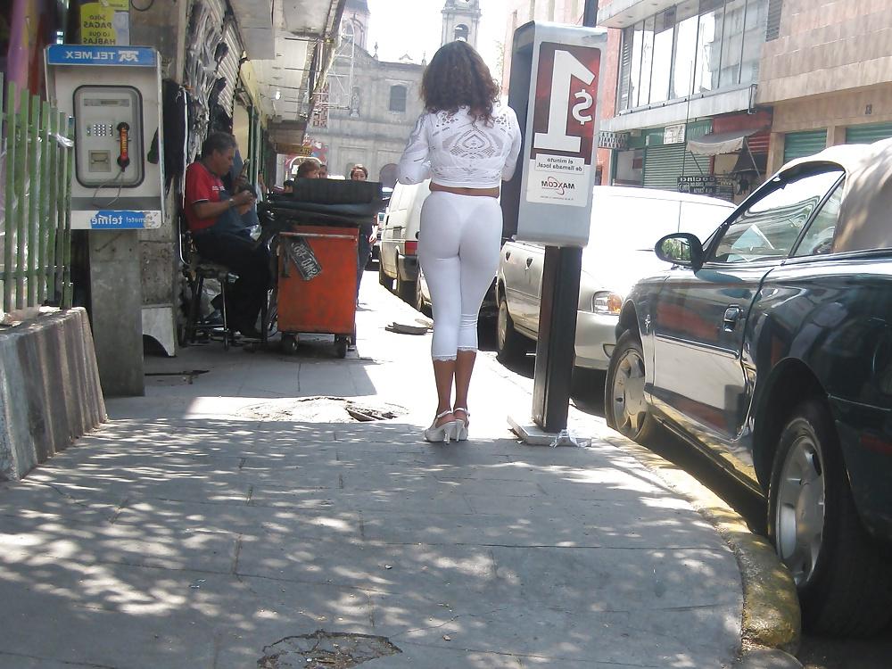 20P Mexican street whores