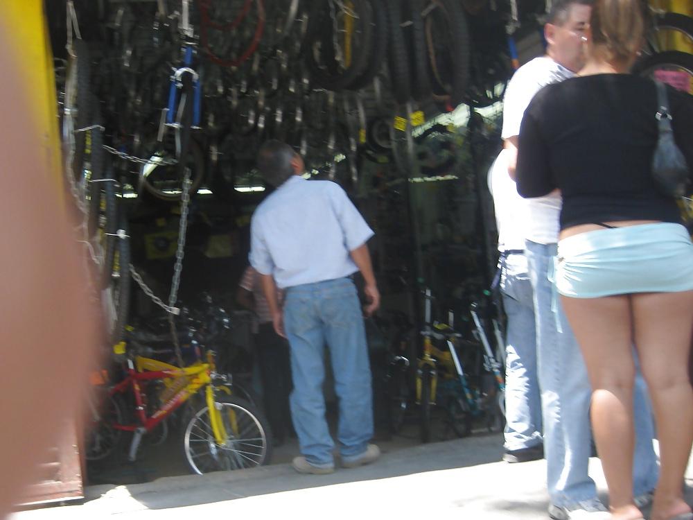 20P Mexican street whores