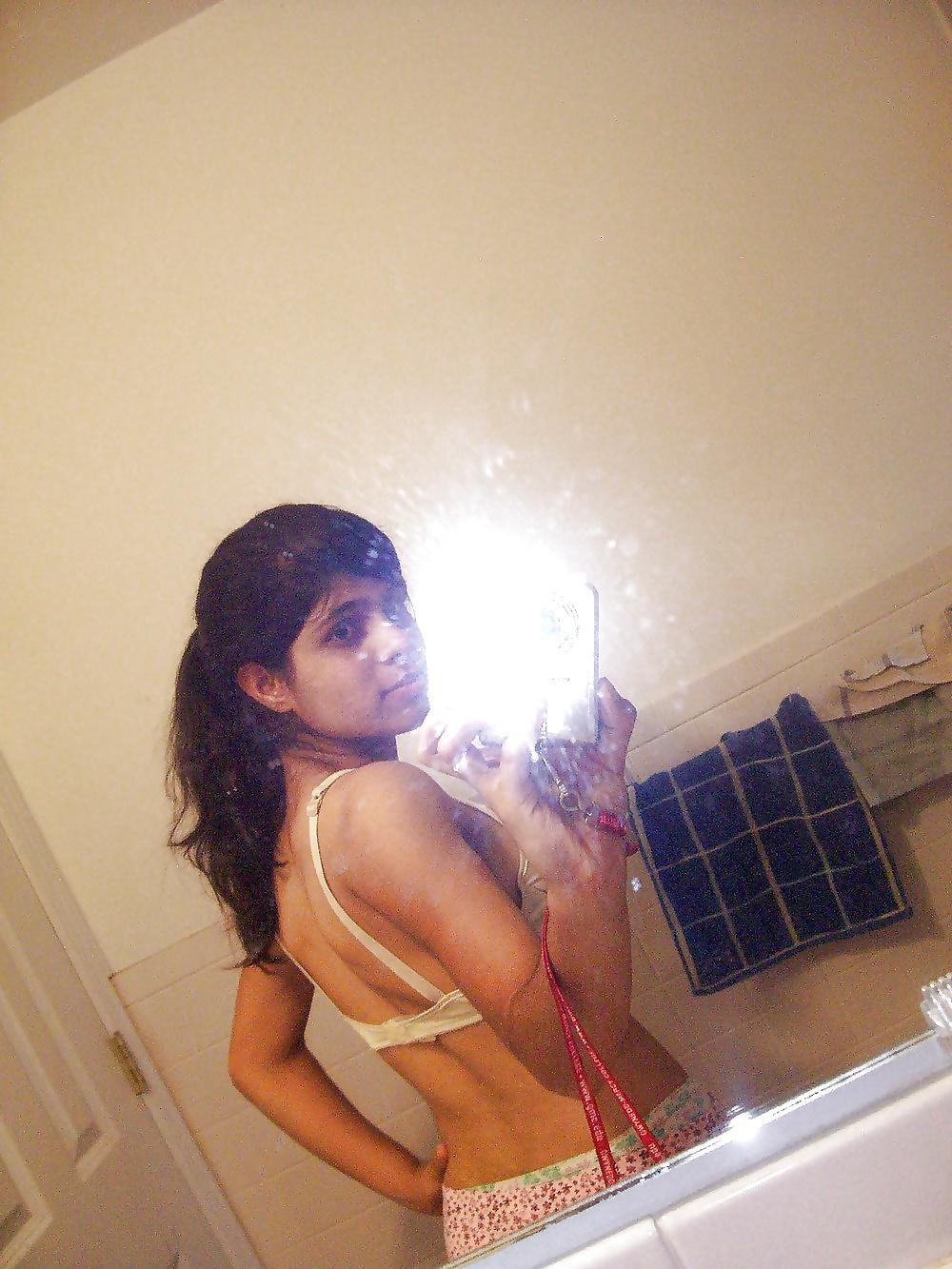 7P UK Paki Nude