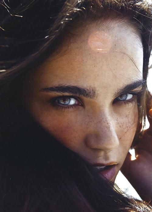 25P Hot-Pretty Faces II