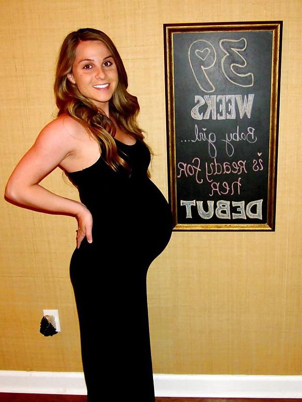 11P Sexy pregnant friend