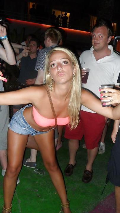 25P Dopey faced uk chav whore ALICE
