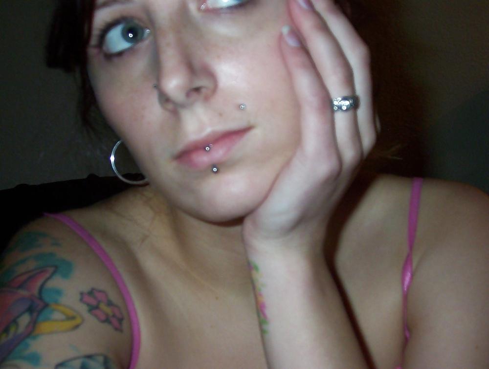 25P Tatooed GirlFriend Loves Posing and Sucking Cock