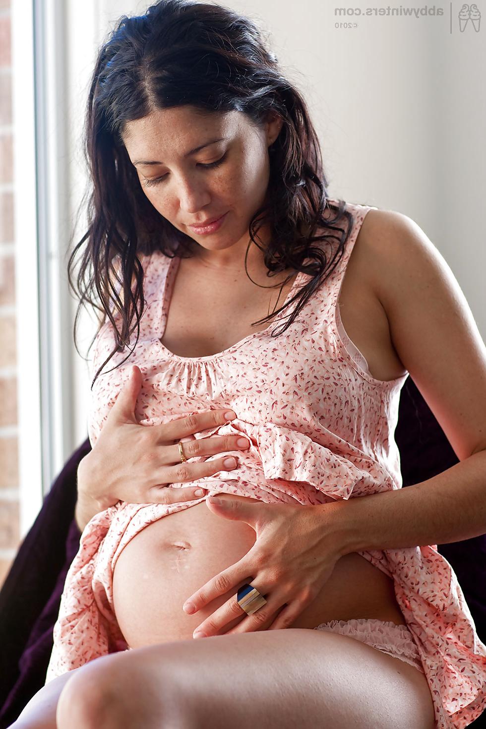 13P Pregnant lady