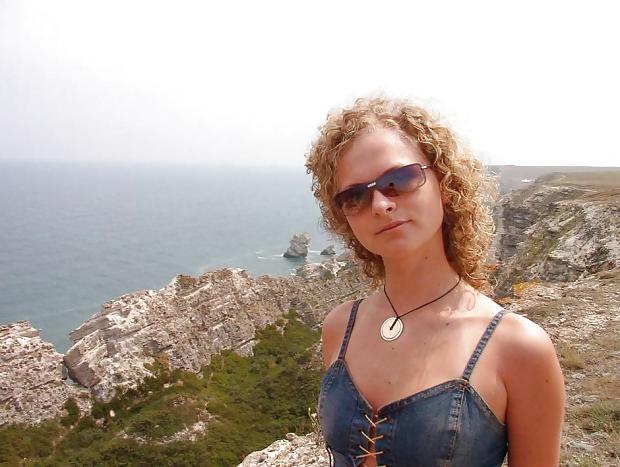 12P Curly haired